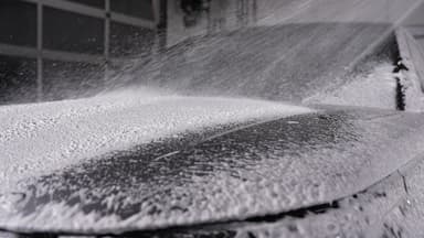 Autoglym Polar Blast, 2.5L Concentrate Extra Thick Snow Foam (15L when diluted) Softens dirt in advance of wash, pH Neutral Car Shampoo Suitable For All Paint Types